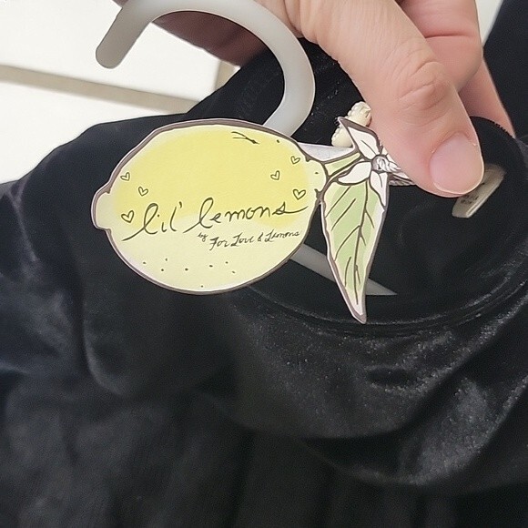 Lil Lemons NWT  Girls black velvet and lace long sleeve dress Size 4T - Picture 6 of 9